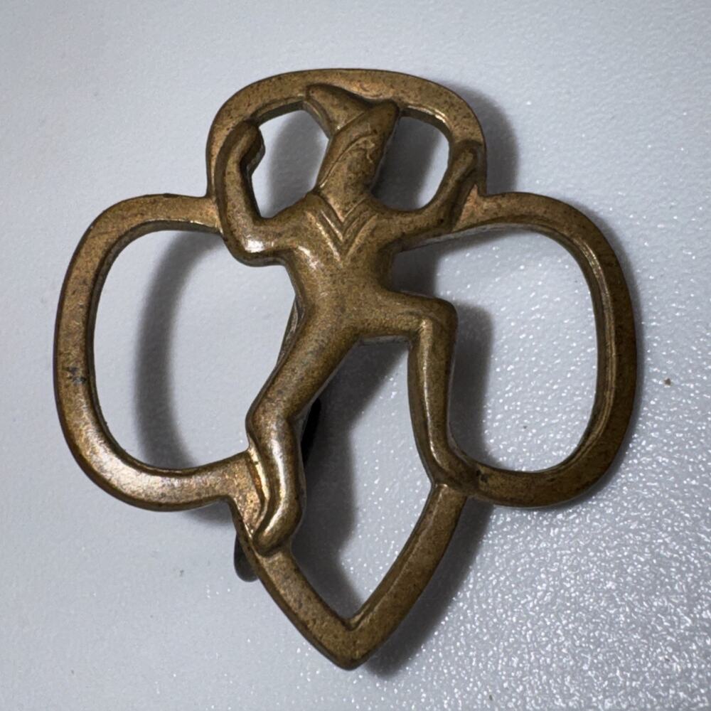 Vintage 1950s Girl Scouts Brownie Brass Membership Pin